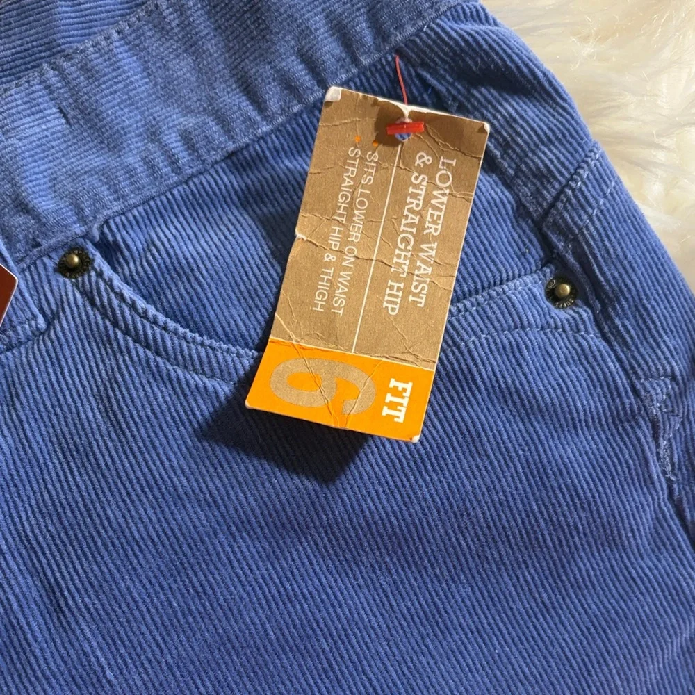 Mossimo Supply Co. Women's Jean Shorts in Blue - Picture 2 of 5